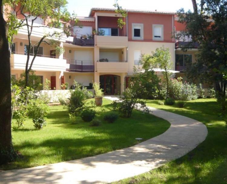 Apartamento Chez Louis De Uzès Exterior foto